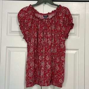 EUC Chaps Women 2X red white black Floral short sleeve Elastic sleeve & waist